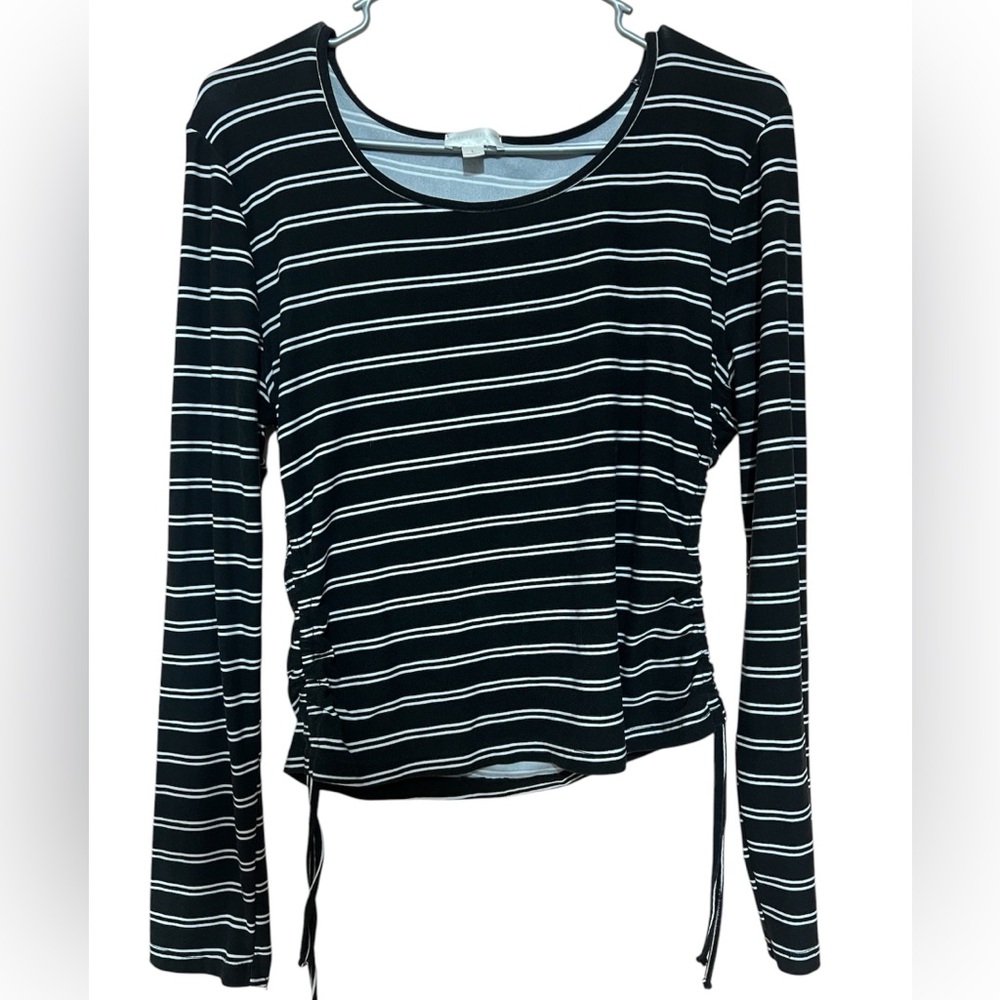 Black and White Striped Women's Top